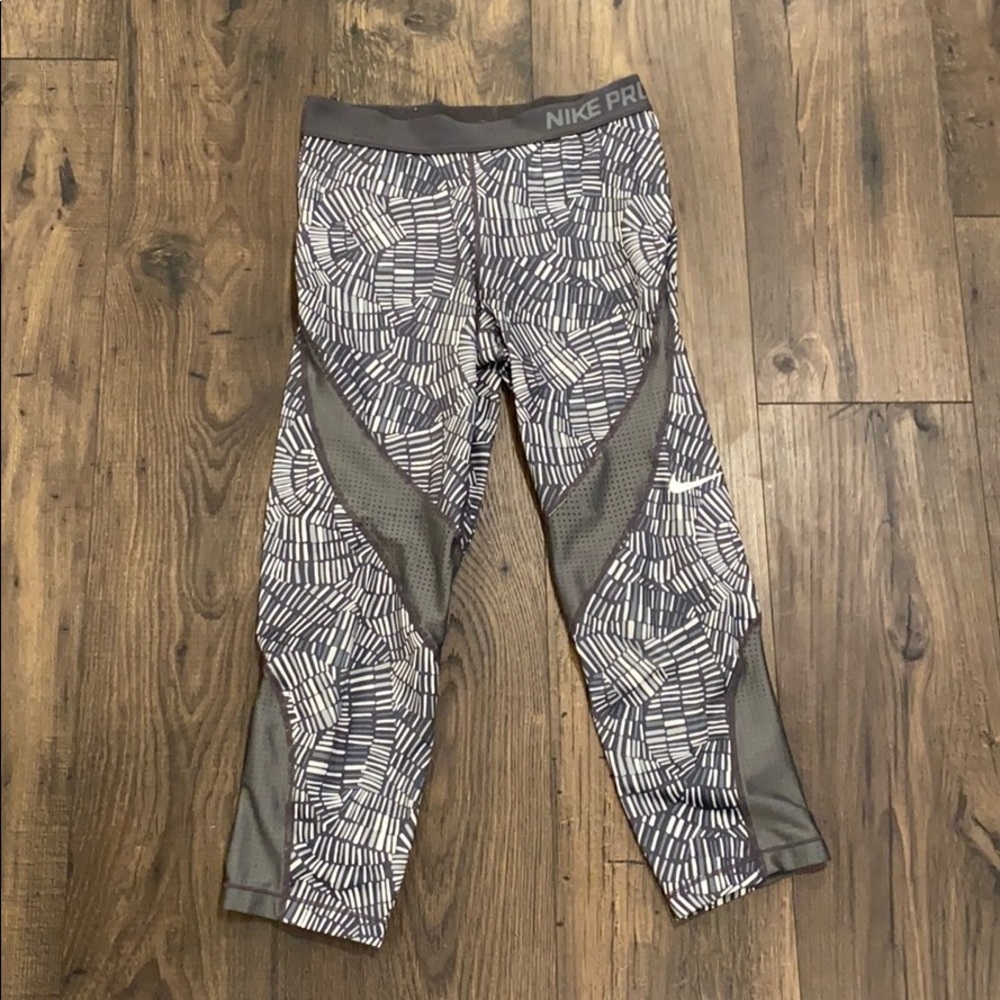 Nike pro leggings